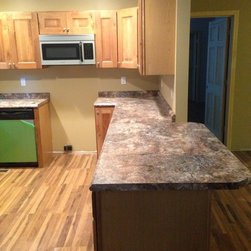 Rustic Knotty Oak - Kitchen Cabinetry