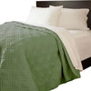 Lavish Home Solid Color Bed Quilt, King, Green