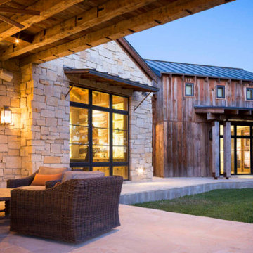 Llano, TX - Modern Ranch