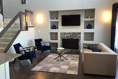 Trendy living room photo in Calgary