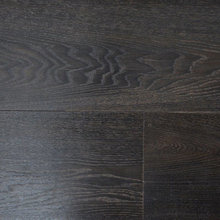 Dark floors with gray tone