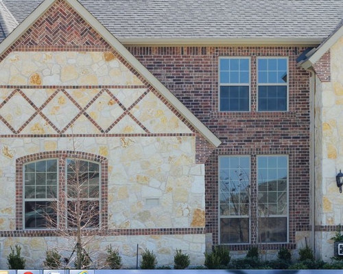 Houston New Home With Krestmark Vinyl 400 Series Windows