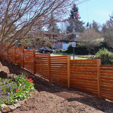 Horizontal fence with stepped layout