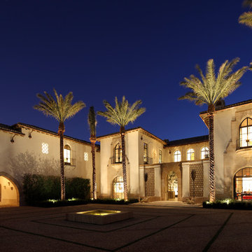 Desert Mansion Managed with HMA Architecture