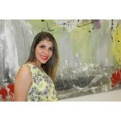 Carol Prado's photo