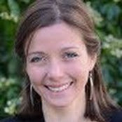 Charlotte Menge's photo