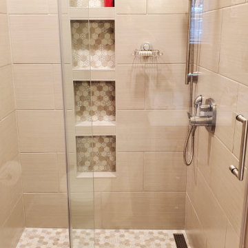 Bathroom - Morningside Avenue, Altoona, PA