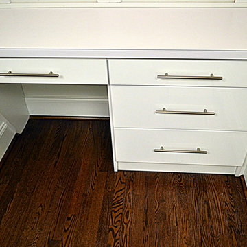 Master Walk in closet - High Gloss