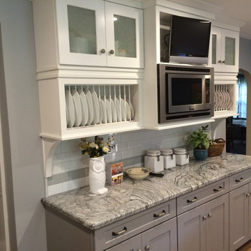 Design Winner - 2015 Waypoint Living Spaces Cabinet Contest