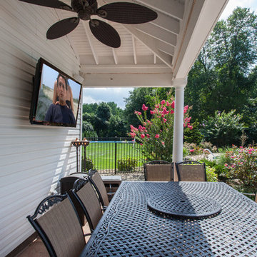 Poolside AV w/ Smart Home Controls from URC