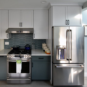 Lakeridge in South Seattle / Contemporary and Traditional Kitchen & Bath Remodel