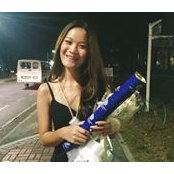 Julia Esguerras foto