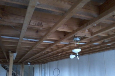Inspiration for a timeless basement remodel in Nashville