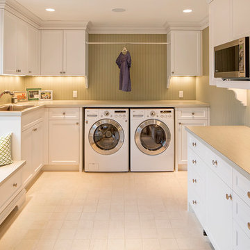 Traditional Laundry Room