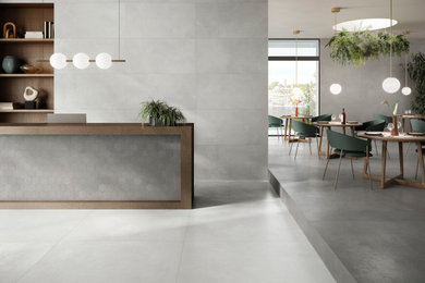 Minimalist dining room photo in Paris