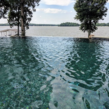 Lakeside Luxury Vanishing Edge Pool