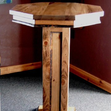 Gallatin Pub Table