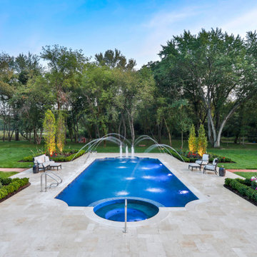 Barrington Hills, IL Scalloped Edge Pool with Round Hot Tub and Sunshelf