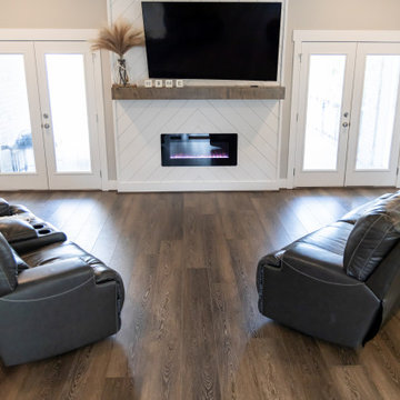 Pomeroy Signature | Modin Rigid LVP Collection Transitional Customer Space | AL