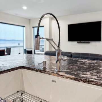 Bremerton, Washington Kitchen & Bathroom Remodel
