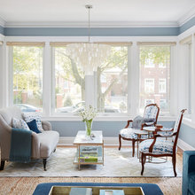 Kitchen sitting area