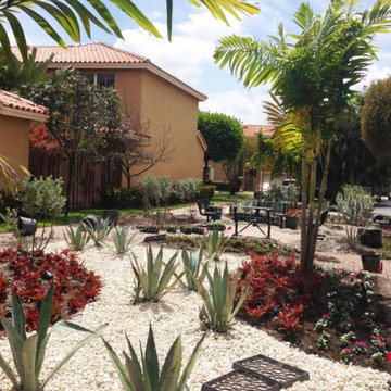 Villa Vizcaya Condominiums