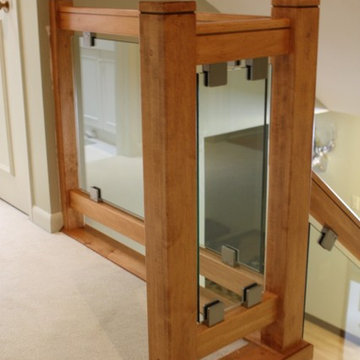 Landing Rail with Glass Panels
