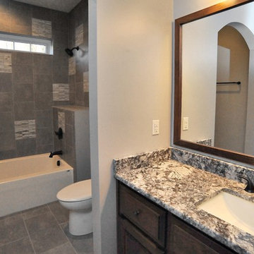 Pepper Creek: 5 Bedroom / 7 Bath Home - Valparaiso, IN