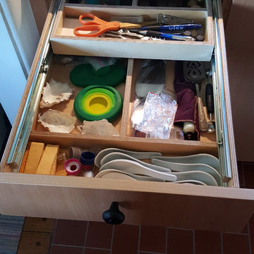 1907 Lucile Ave. Kitchen