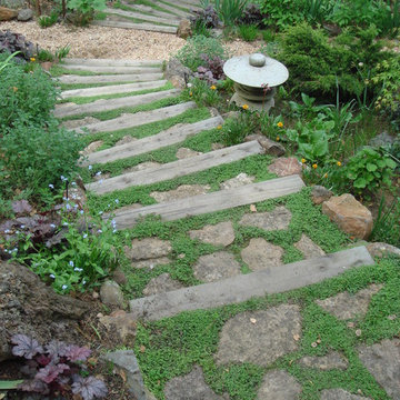 Tiburon Strolling Garden