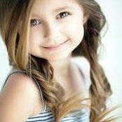 Aashi Sharma's photo