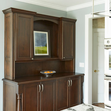 Libertyville Kitchen, Window Seat, and Butler Pantry