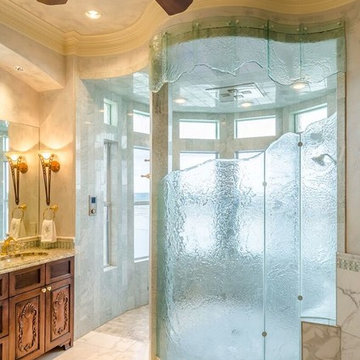 Elegant Lake Condo
