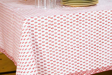 Red  Table Linens