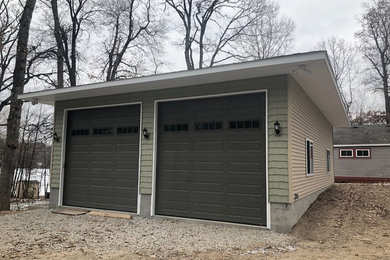 Detached Garage