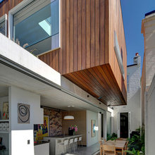 Kitchen/courtyard
