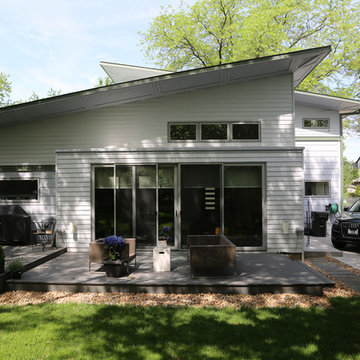 A 60's Split-Level Modern Transformation