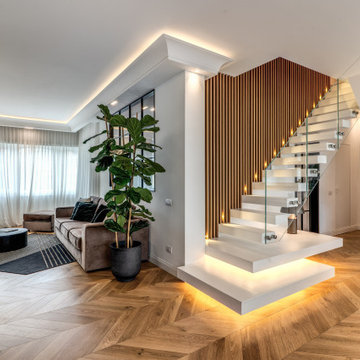 H. Elegant Apartment