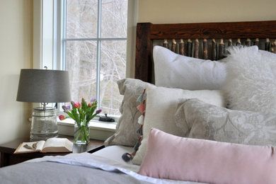 Inspiration for a country master bedroom in Burlington.