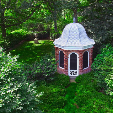 Gazebo on a Georgian Estate