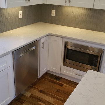 Wall kitchen & floors
