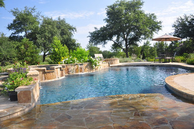 Idée de décoration pour une piscine craftsman.