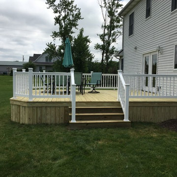 Litchfeild -- Wood Deck