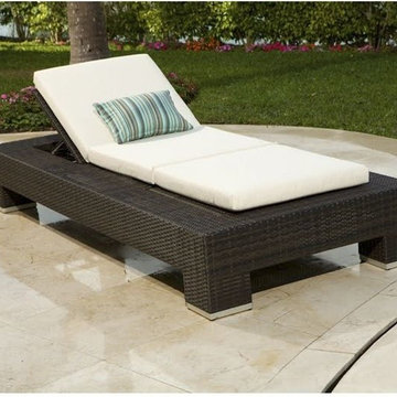 Resort Collection Contemporary Chaise