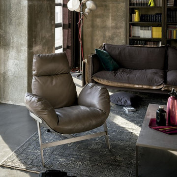 Selling: Jupiter Lounge Chair