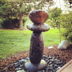 Stacked Rock Fountain - Outdoor Fountains And Ponds