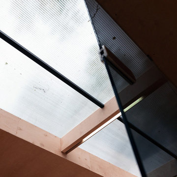 T9