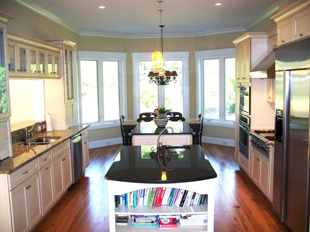 Two-Cook Kitchens Have Smart Space Chops  Traditional Kitchen 2 cook kitchens