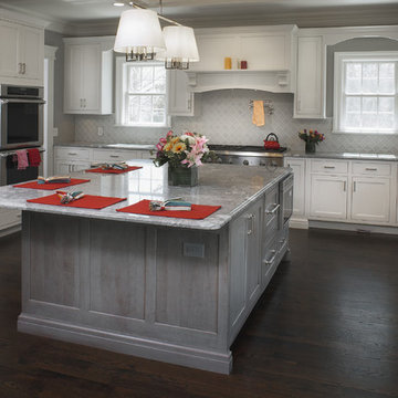 Medallion Cabinetry Lakeville Kitchen by Darren Press