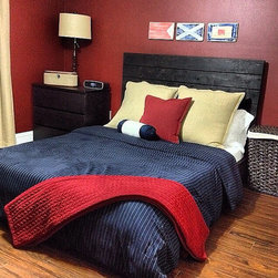 Rustic Platform Bed w/ Modern Basic Headboard // Rustic Bed // Rustic Headboard - Beds